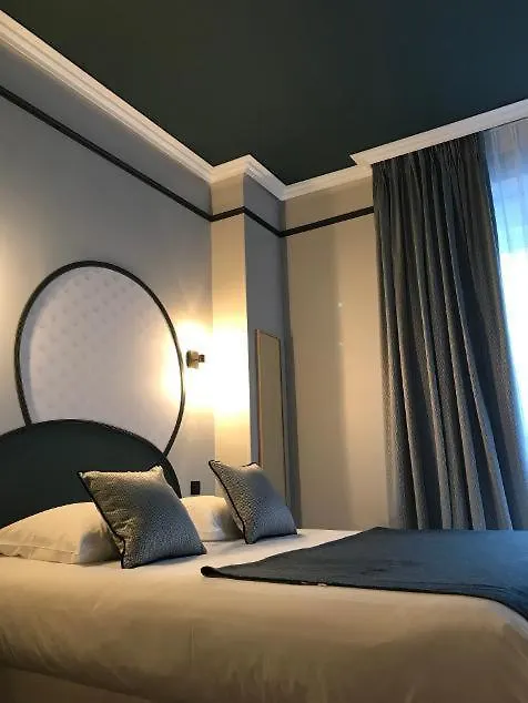 Le Grand Hotel Mont Dore  Mont-Dore